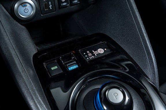 Nissan Leaf 16 of 30