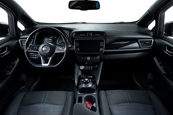 Nissan Leaf 21 of 30