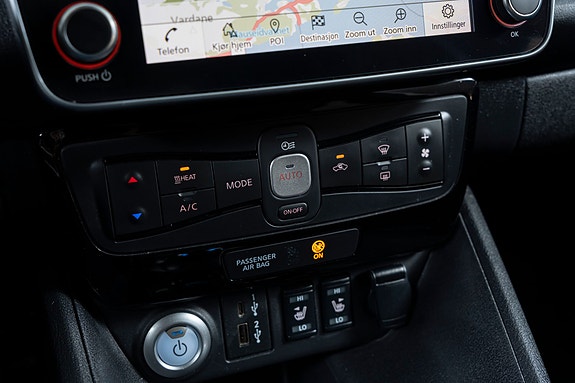 Nissan Leaf 14 of 30