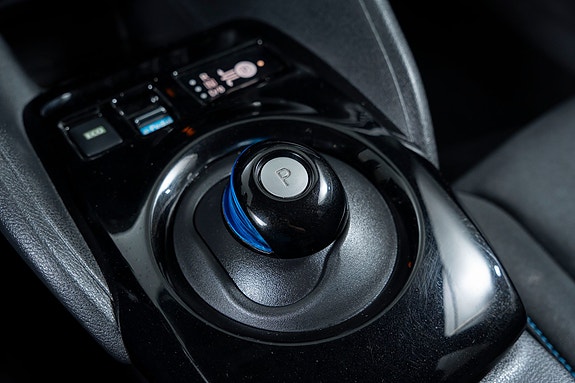 Nissan Leaf 17 of 30