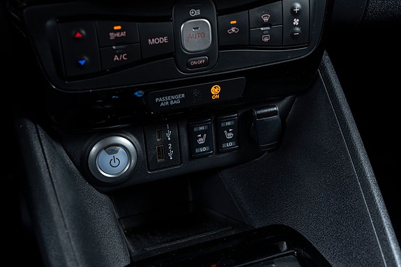 Nissan Leaf 15 of 30