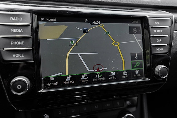 Skoda Superb 17 of 27