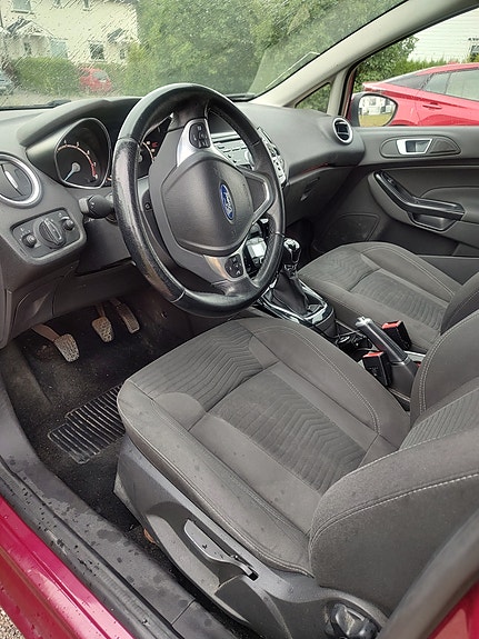 Ford Fiesta 5 of 5
