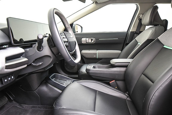 Kia EV4 13 of 24
