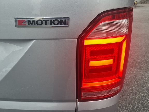 Volkswagen Transporter 23 of 25