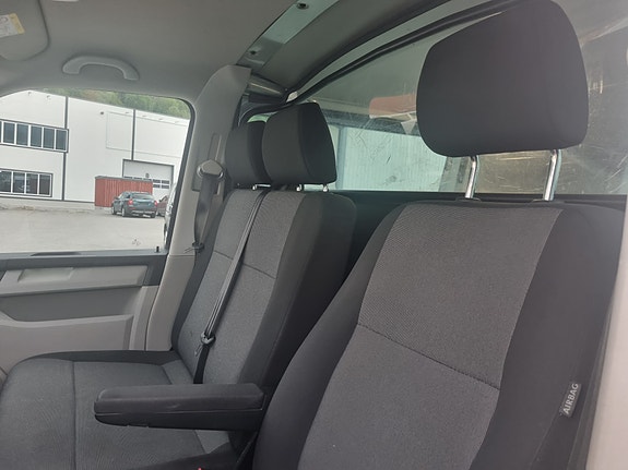 Volkswagen Transporter 14 of 25