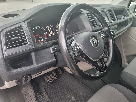 Volkswagen Transporter 13 of 25