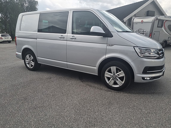 Volkswagen Transporter 9 of 25