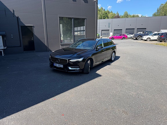 Volvo V90 3 of 9