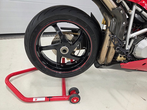 Ducati 998 25 of 27