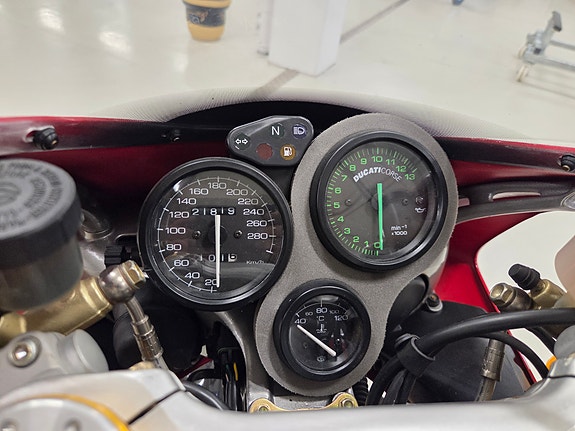 Ducati 998 14 of 27