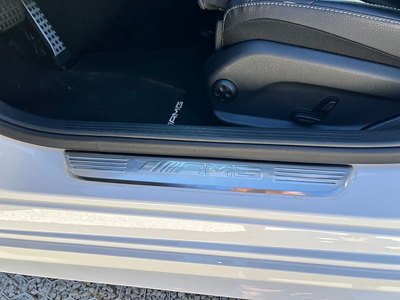 Mercedes-Benz C63 17 of 30