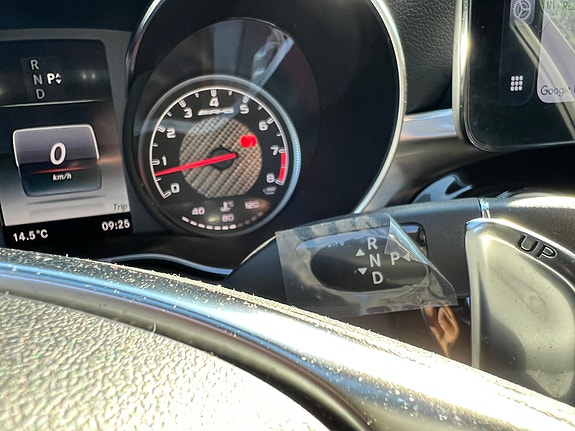 Mercedes-Benz C63 15 of 30
