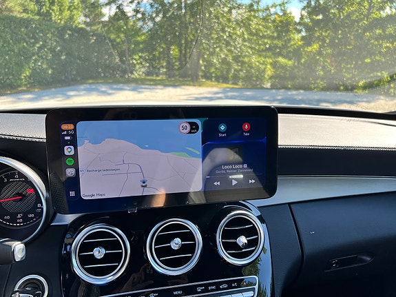 Mercedes-Benz C63 16 of 30