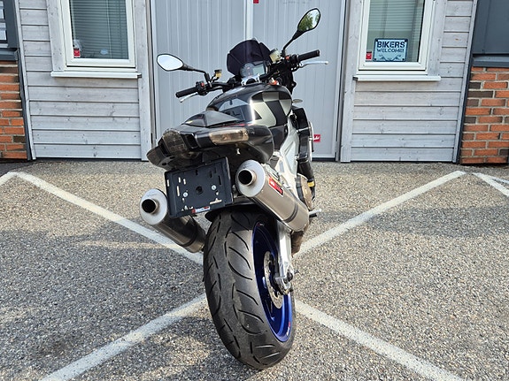 Aprilia Tuono 1000 R ** STOR SERVICE UTFØRT INKL. NYE DEKK ** 6 of 26
