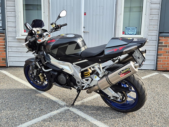 Aprilia Tuono 1000 R ** STOR SERVICE UTFØRT INKL. NYE DEKK ** 8 of 26