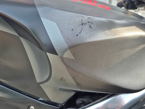 Aprilia Tuono 1000 R ** STOR SERVICE UTFØRT INKL. NYE DEKK ** 22 of 26
