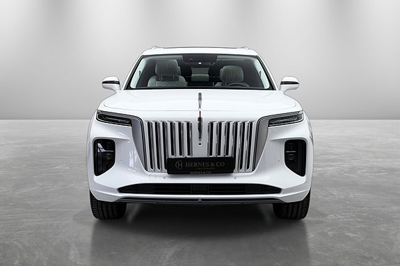 Hongqi E-HS9 3 of 30
