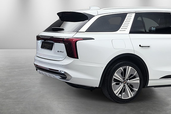 Hongqi E-HS9 6 of 30