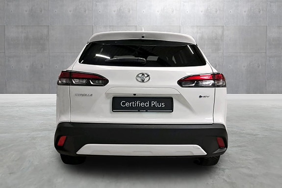 Toyota Corolla Cross 4 of 5
