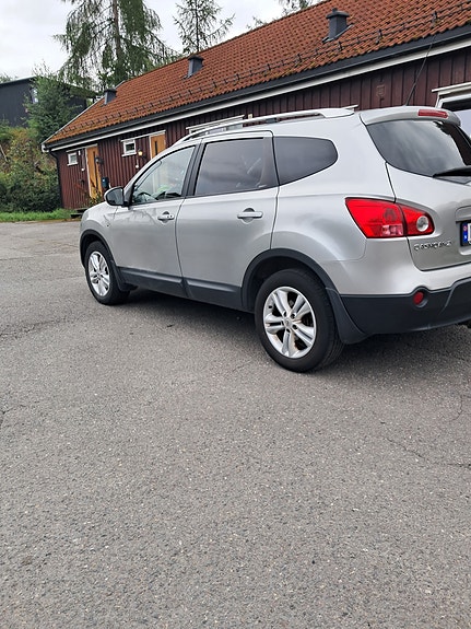 Nissan Qashqai+2 5 of 5