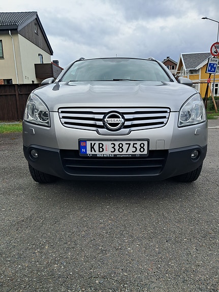 Nissan Qashqai+2 3 of 5