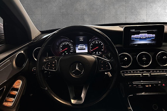 Mercedes-Benz C180 8 of 15