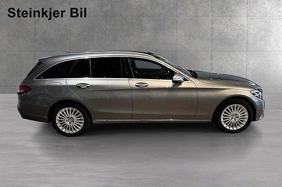 Mercedes-Benz C180 4 of 15