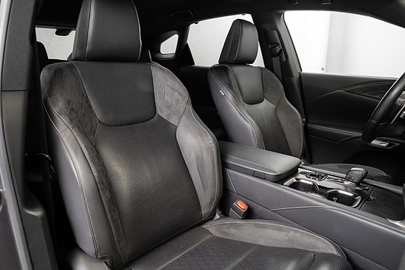 Lexus RX450h 29 of 30