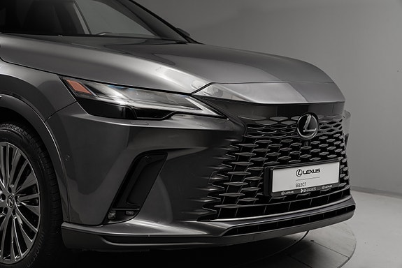 Lexus RX450h 10 of 30