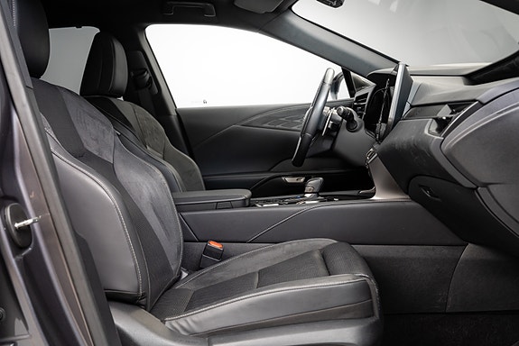 Lexus RX450h 30 of 30