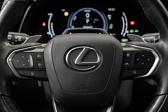 Lexus RX450h 27 of 30