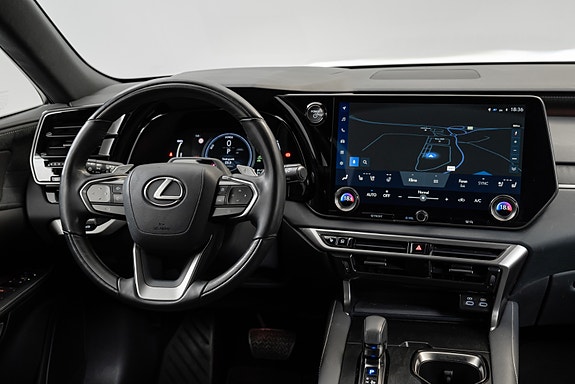 Lexus RX450h 24 of 30
