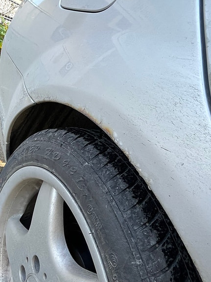 Mercedes-Benz C320 13 of 13