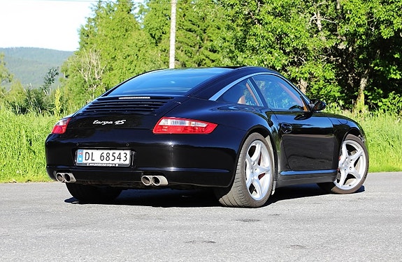 Porsche 911 8 of 23