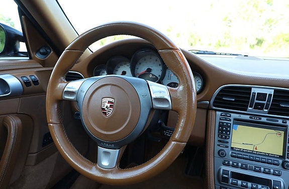 Porsche 911 12 of 23
