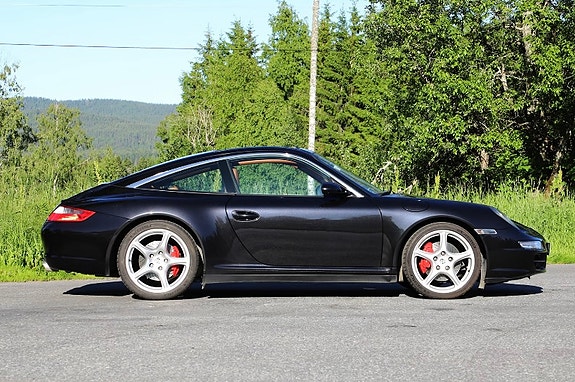 Porsche 911 6 of 23