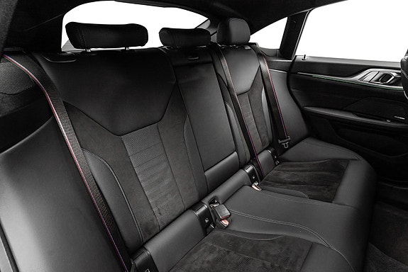 BMW i4 27 of 30