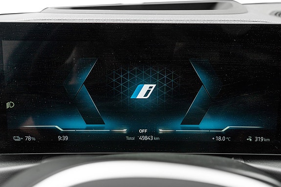 BMW i4 19 of 30