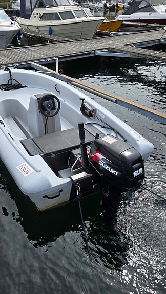 Pioneer 11 Sport, 06 mod. m/9,9 hk Suzuki 06mod selgs med reg. båthenger. 2 of 5