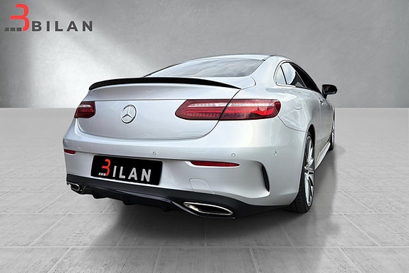 Mercedes-Benz E-Klasse 12 of 30
