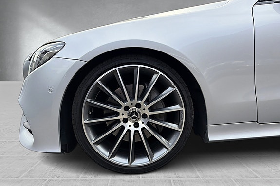 Mercedes-Benz E-Klasse 5 of 30
