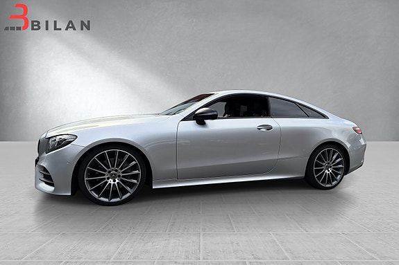 Mercedes-Benz E-Klasse 4 of 30