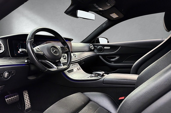 Mercedes-Benz E-Klasse 21 of 30