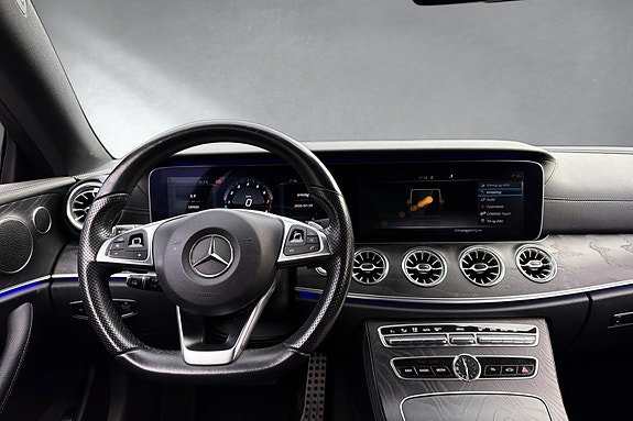 Mercedes-Benz E-Klasse 24 of 30