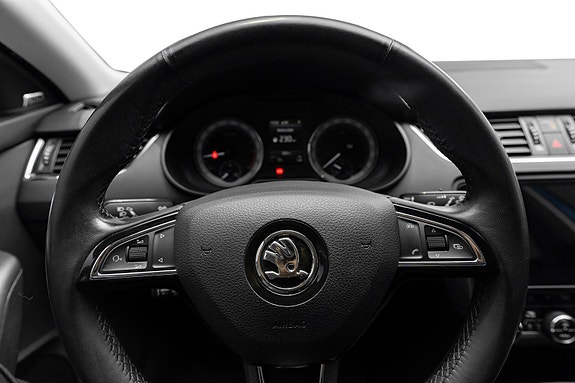 Skoda Octavia 13 of 27