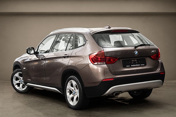 BMW X1 4 of 26