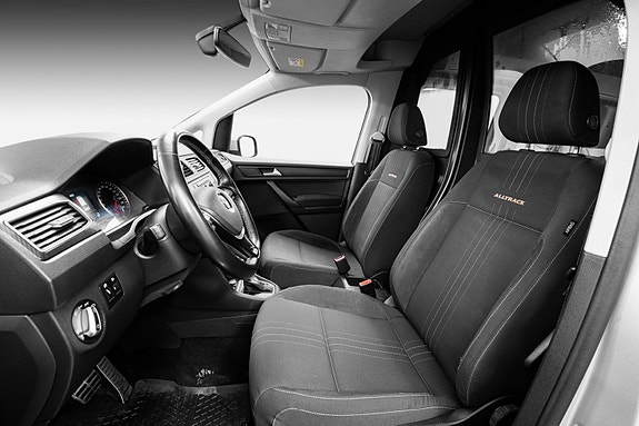 Volkswagen Caddy Alltrack 10 of 30