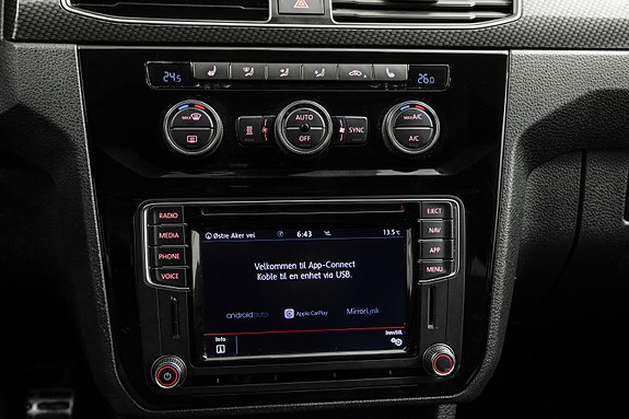 Volkswagen Caddy Alltrack 22 of 30