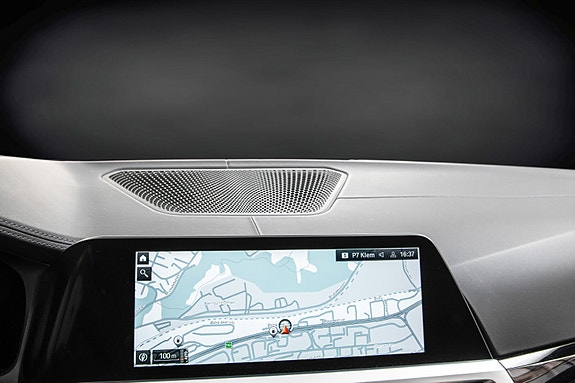BMW 330d 28 of 30